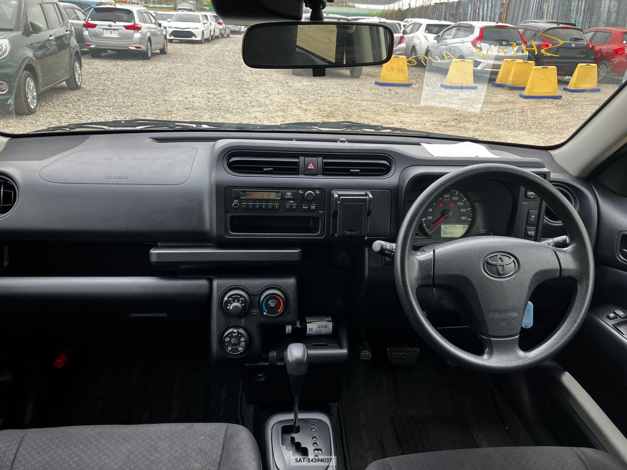 Toyota SUCCEED VAN 2018-01 258322-12