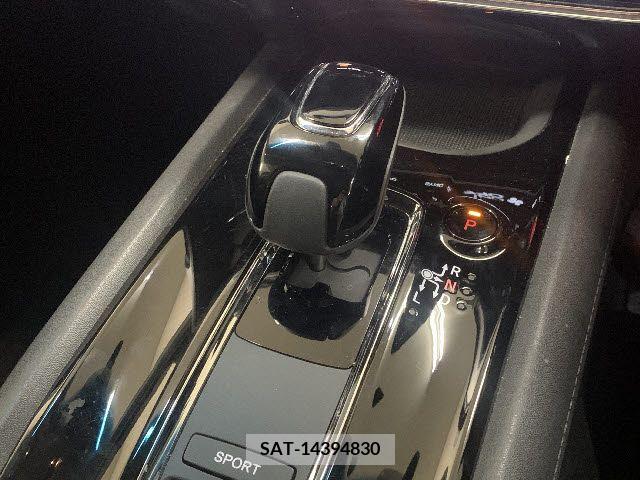 Honda VEZEL 2019-08 384497-19
