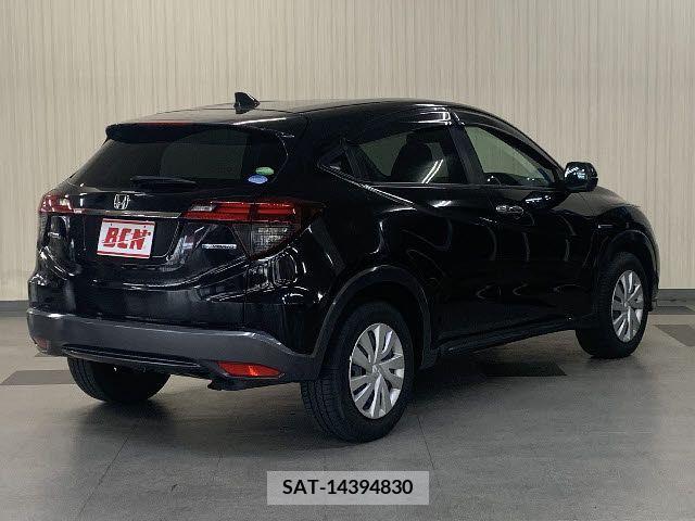 Honda VEZEL 2019-08 384497-2