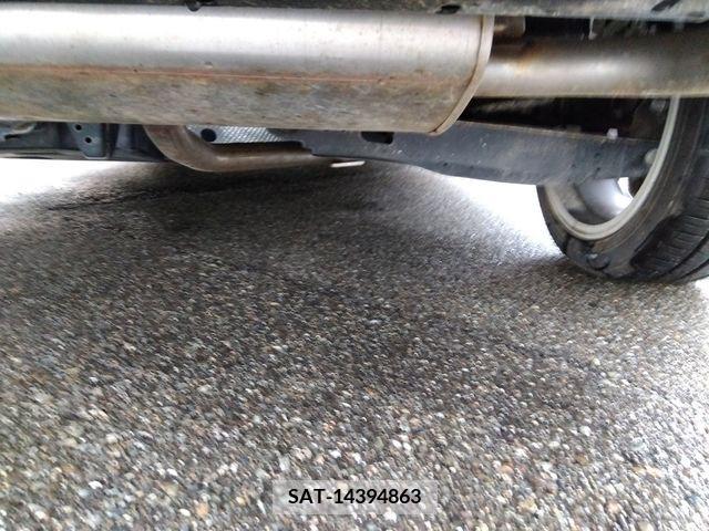 Toyota PRIUS 2017-02 378425-12