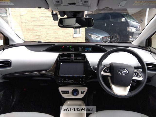 Toyota PRIUS 2017-02 378425-3