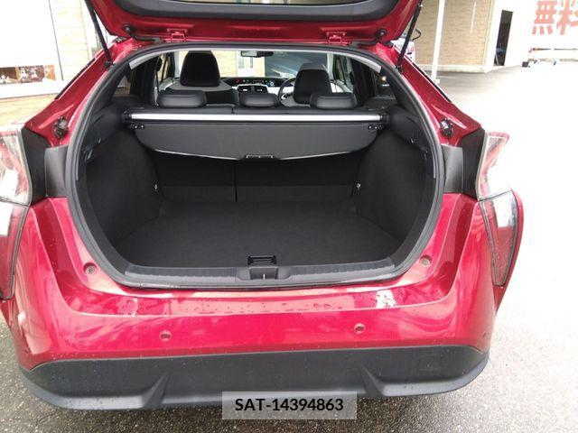 Toyota PRIUS 2017-02 378425-14
