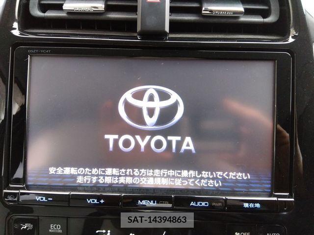Toyota PRIUS 2017-02 378425-7