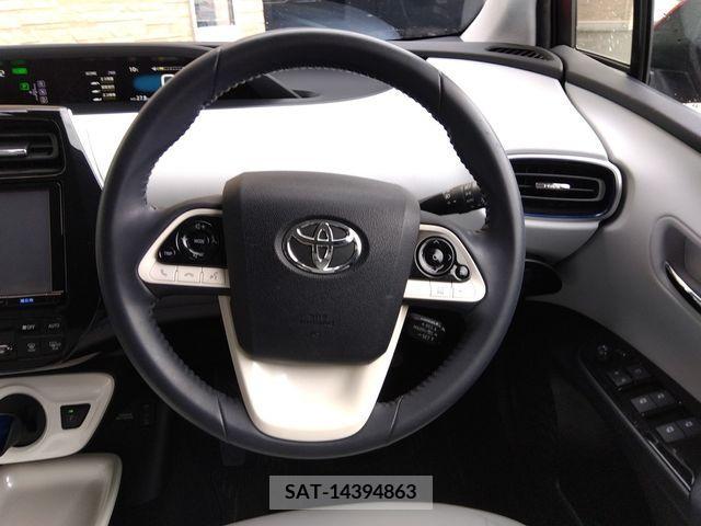 Toyota PRIUS 2017-02 378425-4