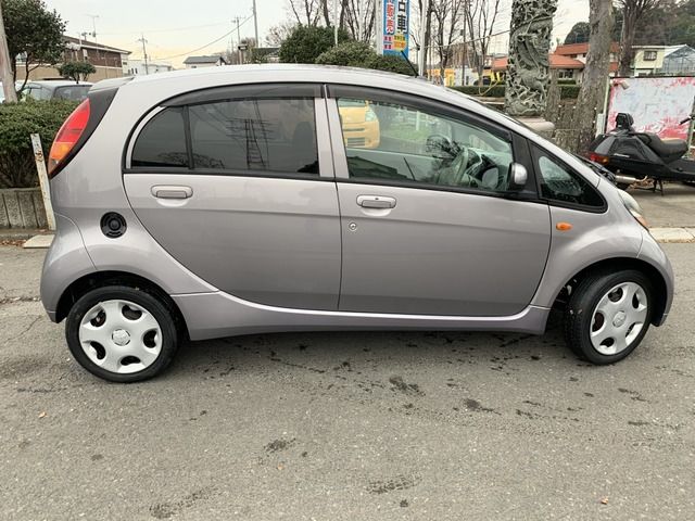 Mitsubishi I 2010-03 5211-10