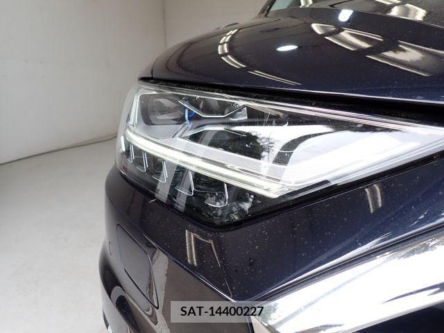 Audi A8 2021-09 228063-8