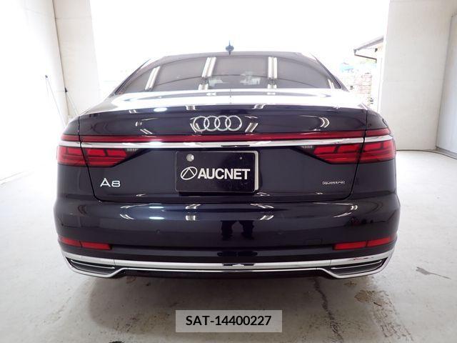 Audi A8 2021-09 228063-3