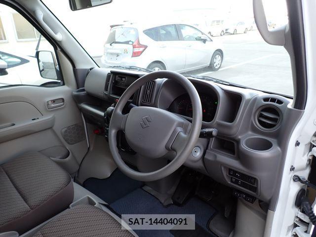 Suzuki EVERY 2020-05 359905-22