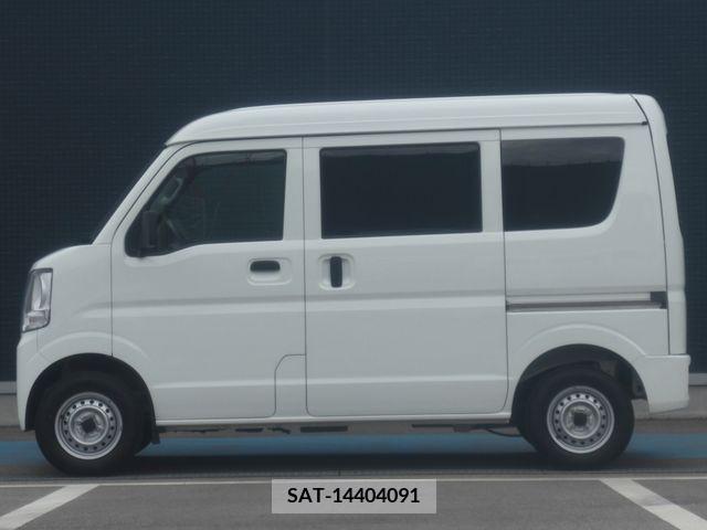 Suzuki EVERY 2020-05 359905-17