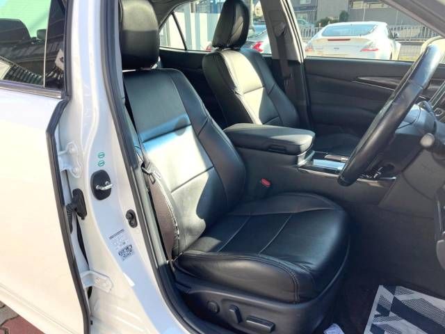 Toyota CROWN SEDAN 2013-07 15172-8