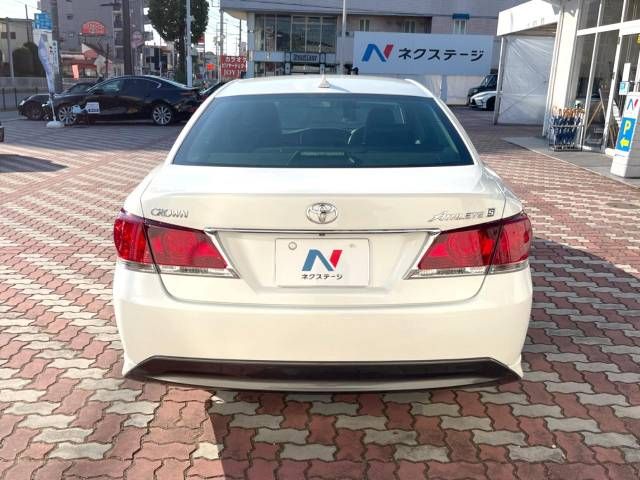 Toyota CROWN SEDAN 2013-07 15172-15