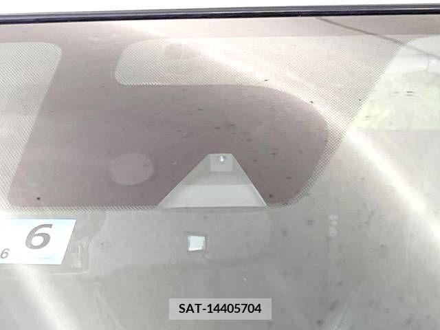 Nissan NOTE 2015-06 256263-4