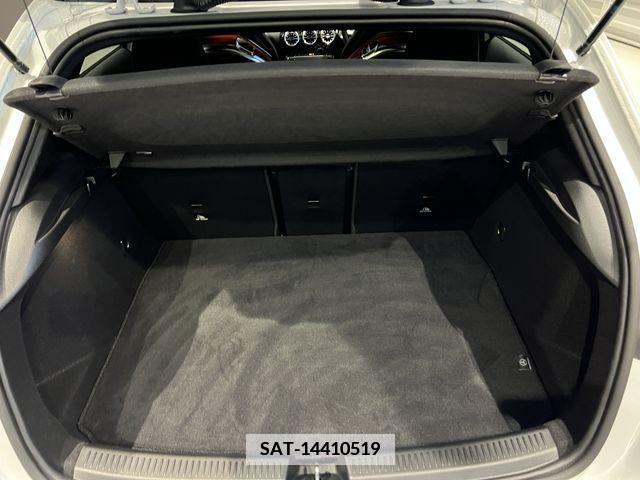Amg A-Class 2022-10 356009-15