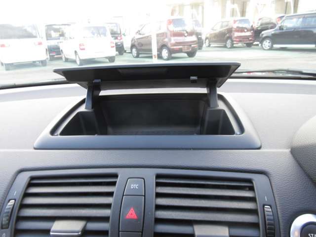 Bmw 1 SERIES 2010-04 183175-17