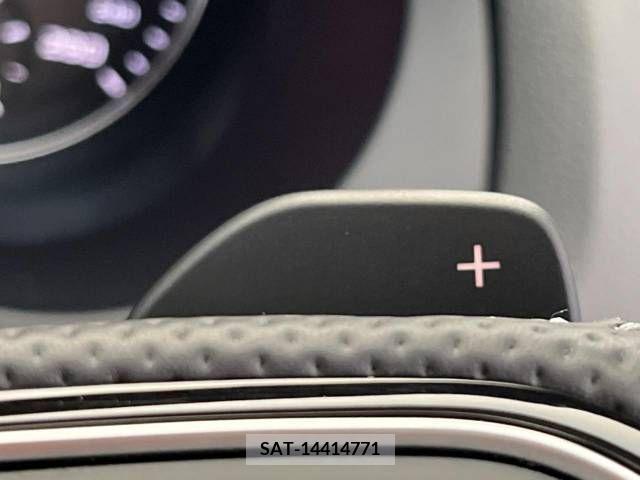 Audi Q3 2013-04 292804-5