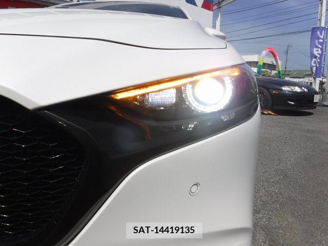 Mazda MAZDA3 2019-06 374376-27