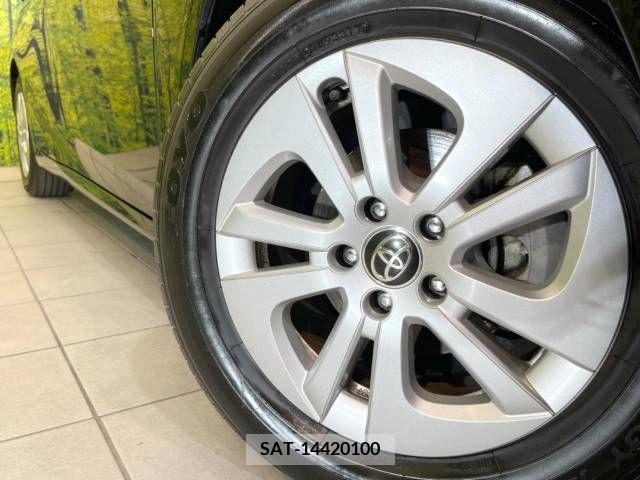 Toyota PRIUS 2017-09 343312-13