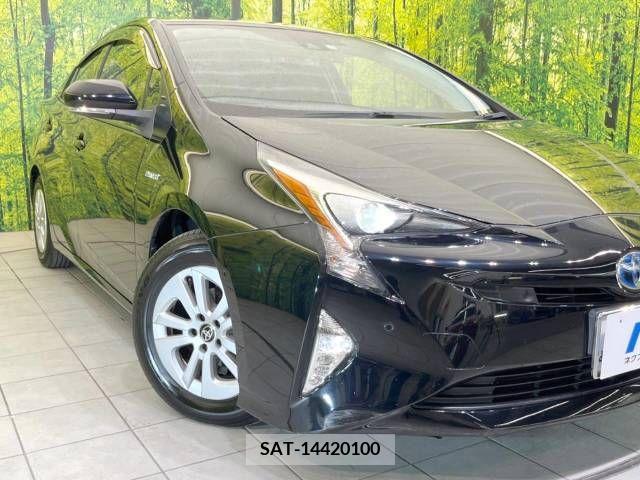 Toyota PRIUS 2017-09 343312-12