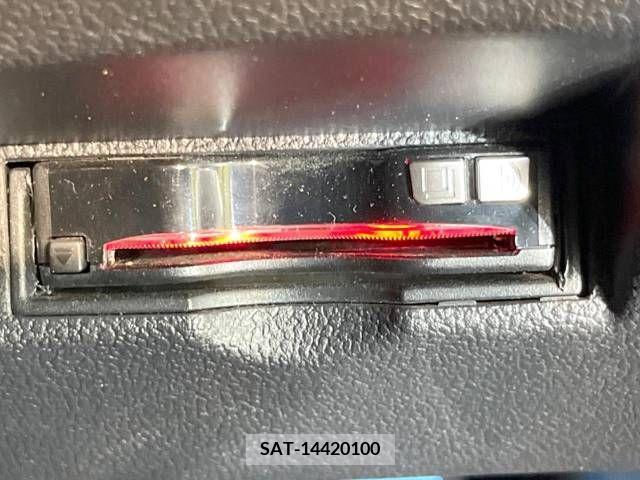 Toyota PRIUS 2017-09 343312-7