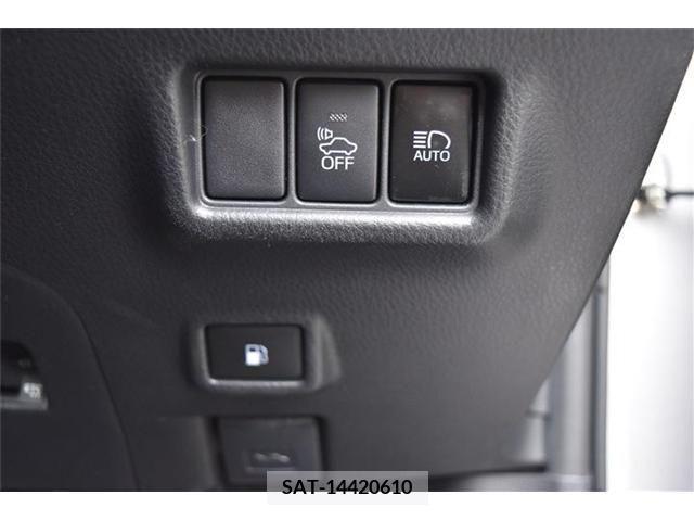 Toyota C-HR 2018-02 238052-17