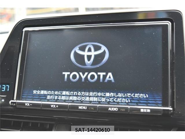 Toyota C-HR 2018-02 238052-11