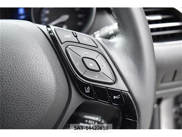Toyota C-HR 2018-02 238052-7