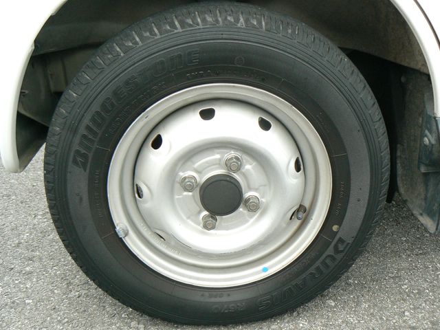 Suzuki CARRY TRUCK 2001-01 18315-12
