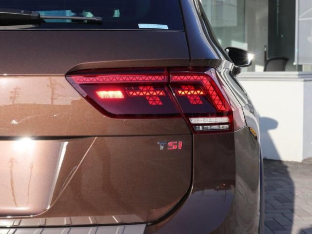 VolksWagen TIGUAN 2017-07 182165-10