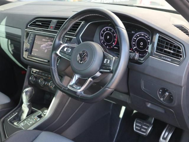 VolksWagen TIGUAN 2017-07 182165-15
