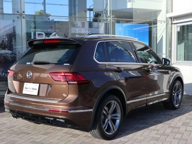 VolksWagen TIGUAN 2017-07 182165-7