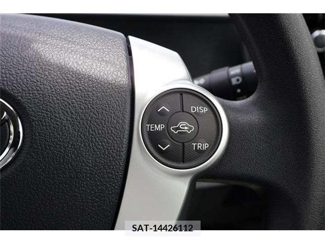 Toyota AQUA 2016-02 380776-18
