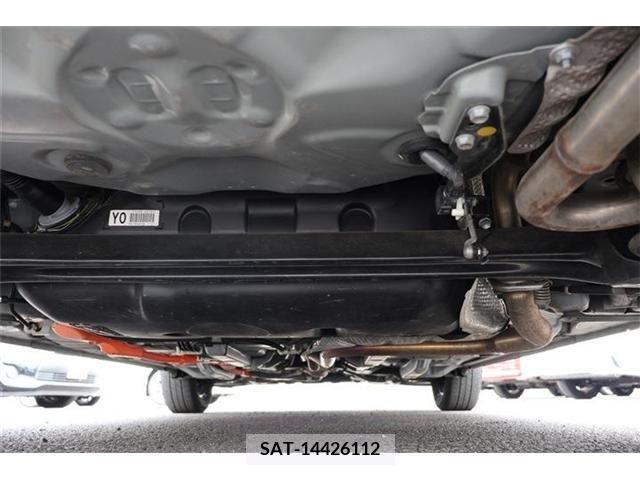 Toyota AQUA 2016-02 380776-23