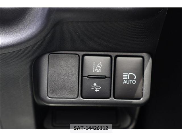Toyota AQUA 2016-02 380776-9