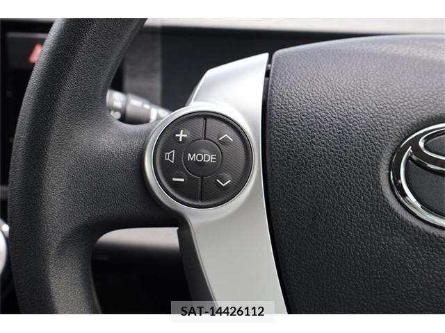 Toyota AQUA 2016-02 380776-17
