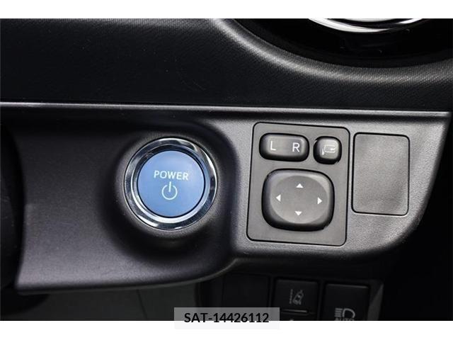 Toyota AQUA 2016-02 380776-8
