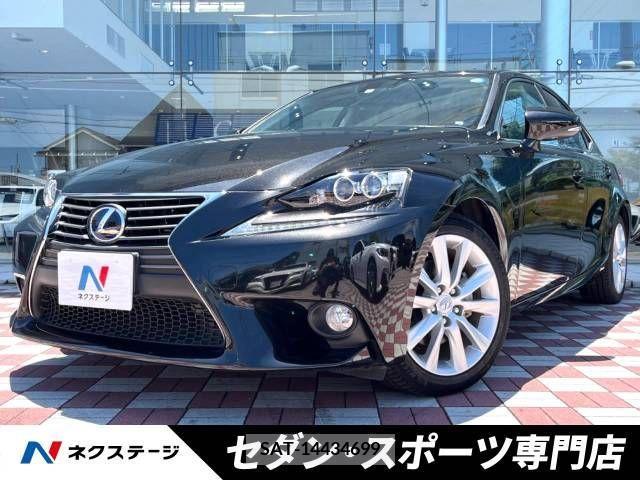 Lexus IS 2013-08 300066-0