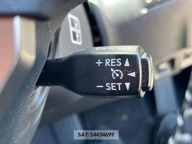 Lexus IS 2013-08 300066-2