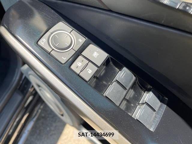 Lexus IS 2013-08 300066-7