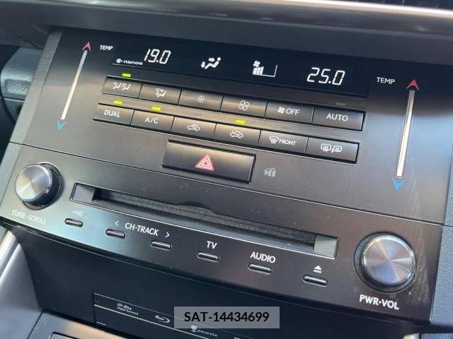 Lexus IS 2013-08 300066-4