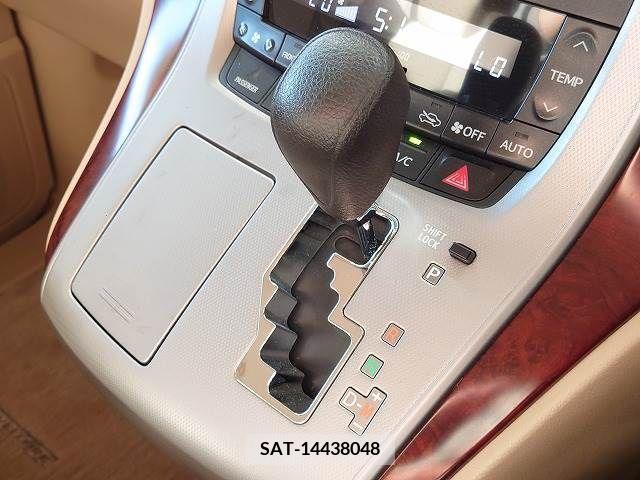 Toyota VELLFIRE 2011-01 299848-11