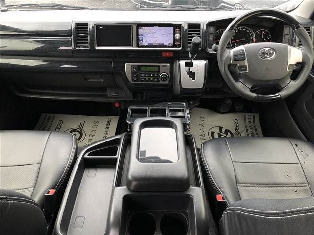 Toyota HIACE WAGON 2019-03 9334-1
