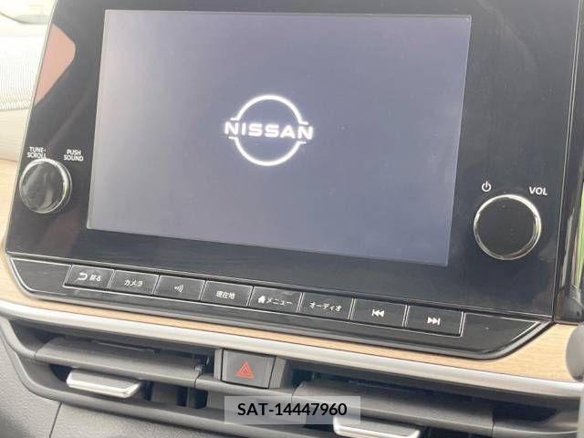Nissan AURA 2021-03 338476-2