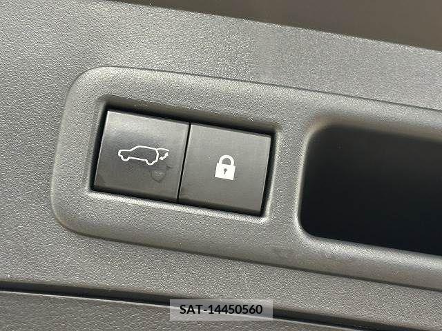 Lexus UX 2019-06 353937-9