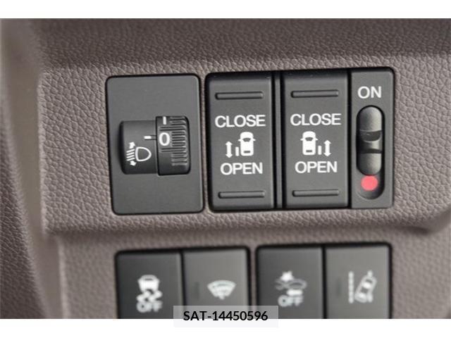 Honda FREED 2022-06 302962-7