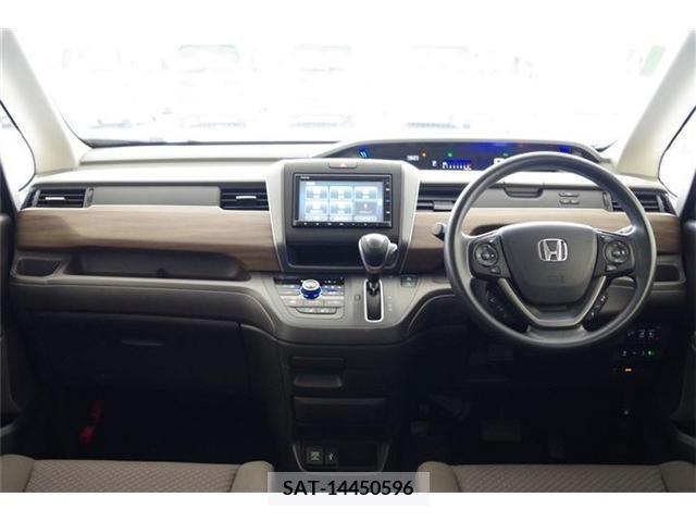 Honda FREED 2022-06 302962-2