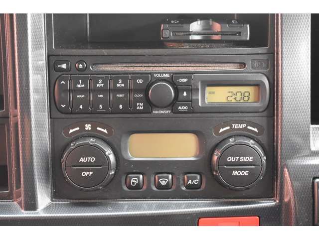 Isuzu ELF TRUCK 2012-11 17064-14