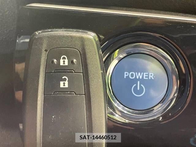Toyota PRIUS 2017-07 366536-7
