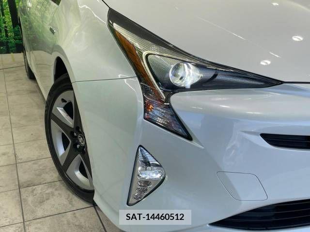 Toyota PRIUS 2017-07 366536-12