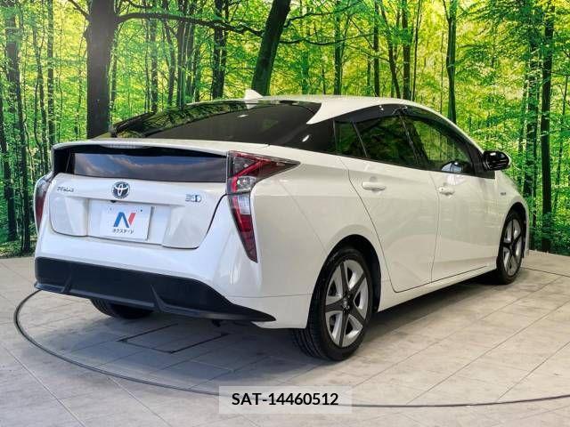 Toyota PRIUS 2017-07 366536-17