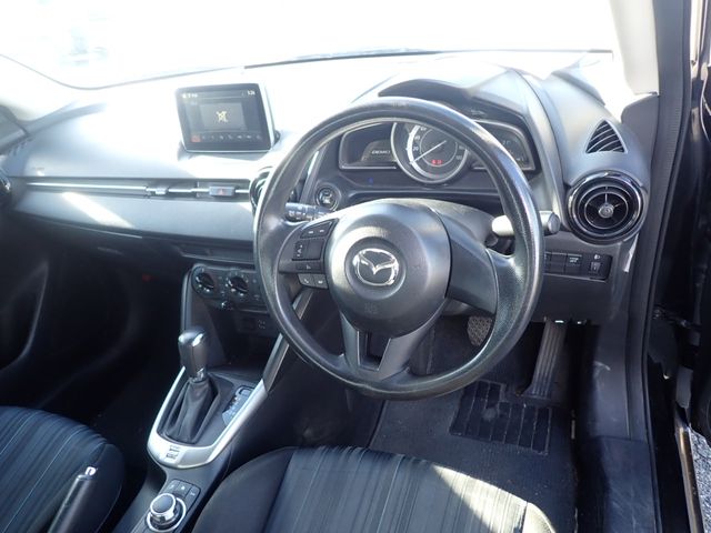 Mazda DEMIO 2016-09 9966-1